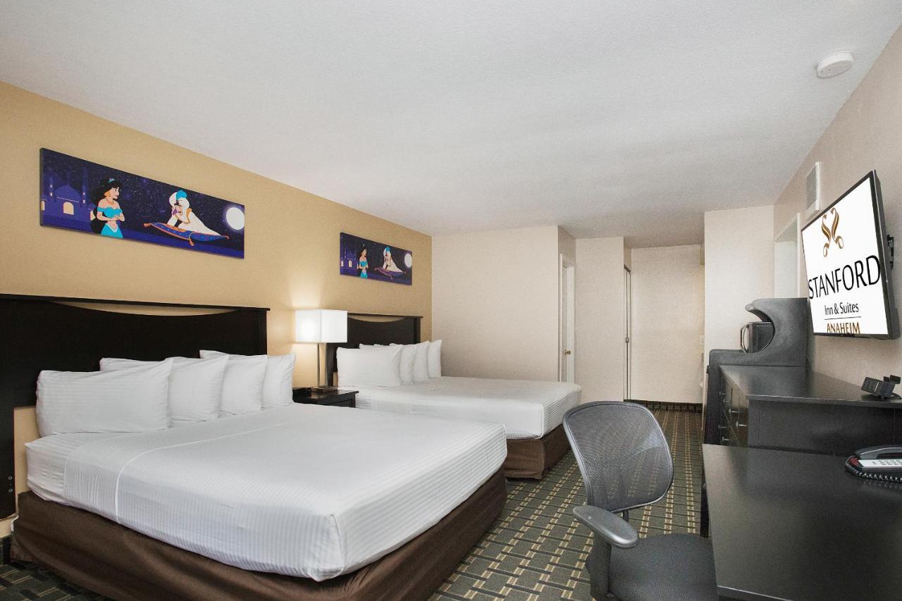 Stanford Inn & Suites Anaheim Exteriér fotografie