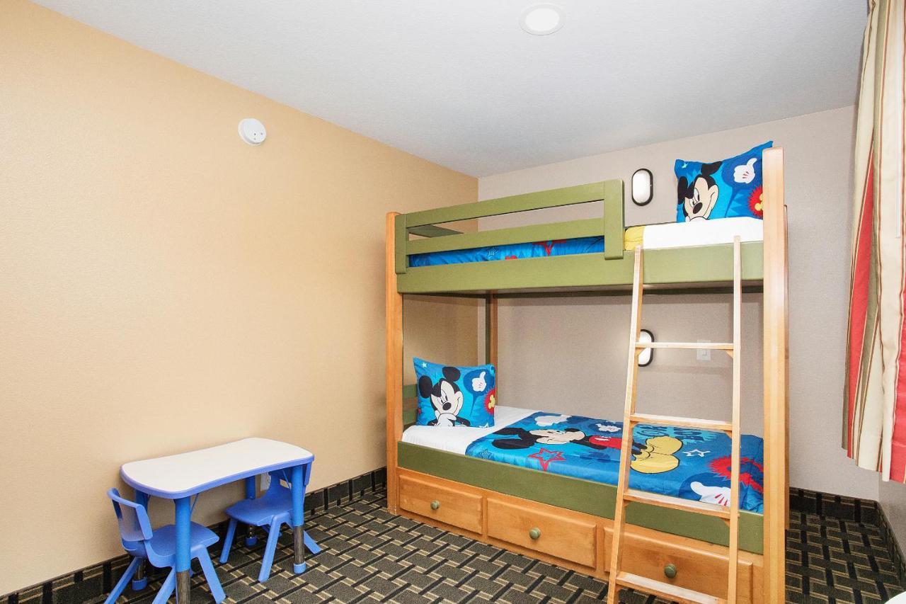 Stanford Inn & Suites Anaheim Exteriér fotografie