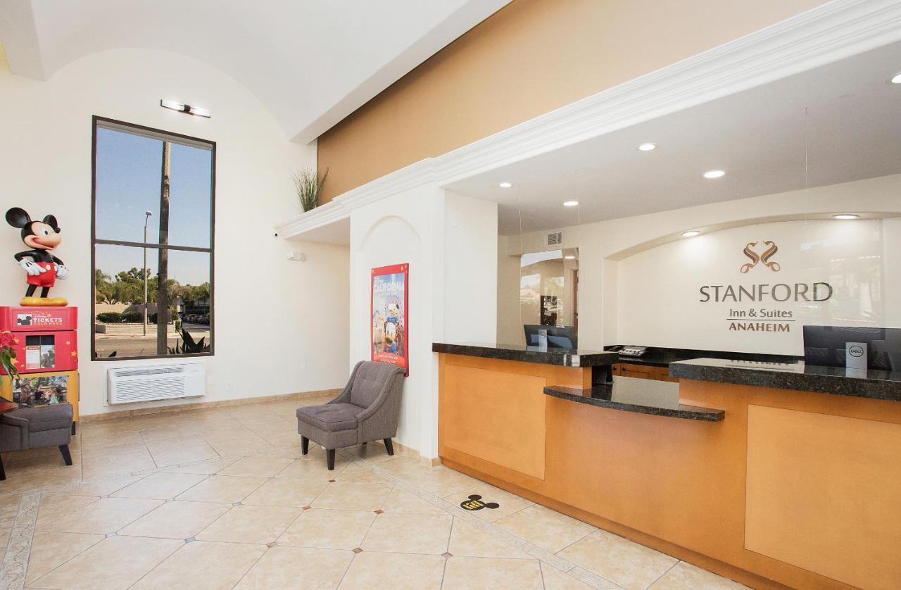 Stanford Inn & Suites Anaheim Exteriér fotografie
