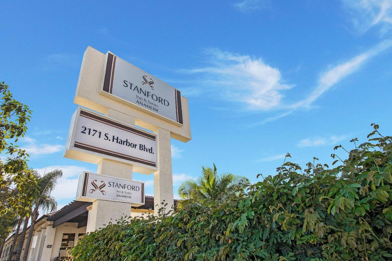 Stanford Inn & Suites Anaheim Exteriér fotografie