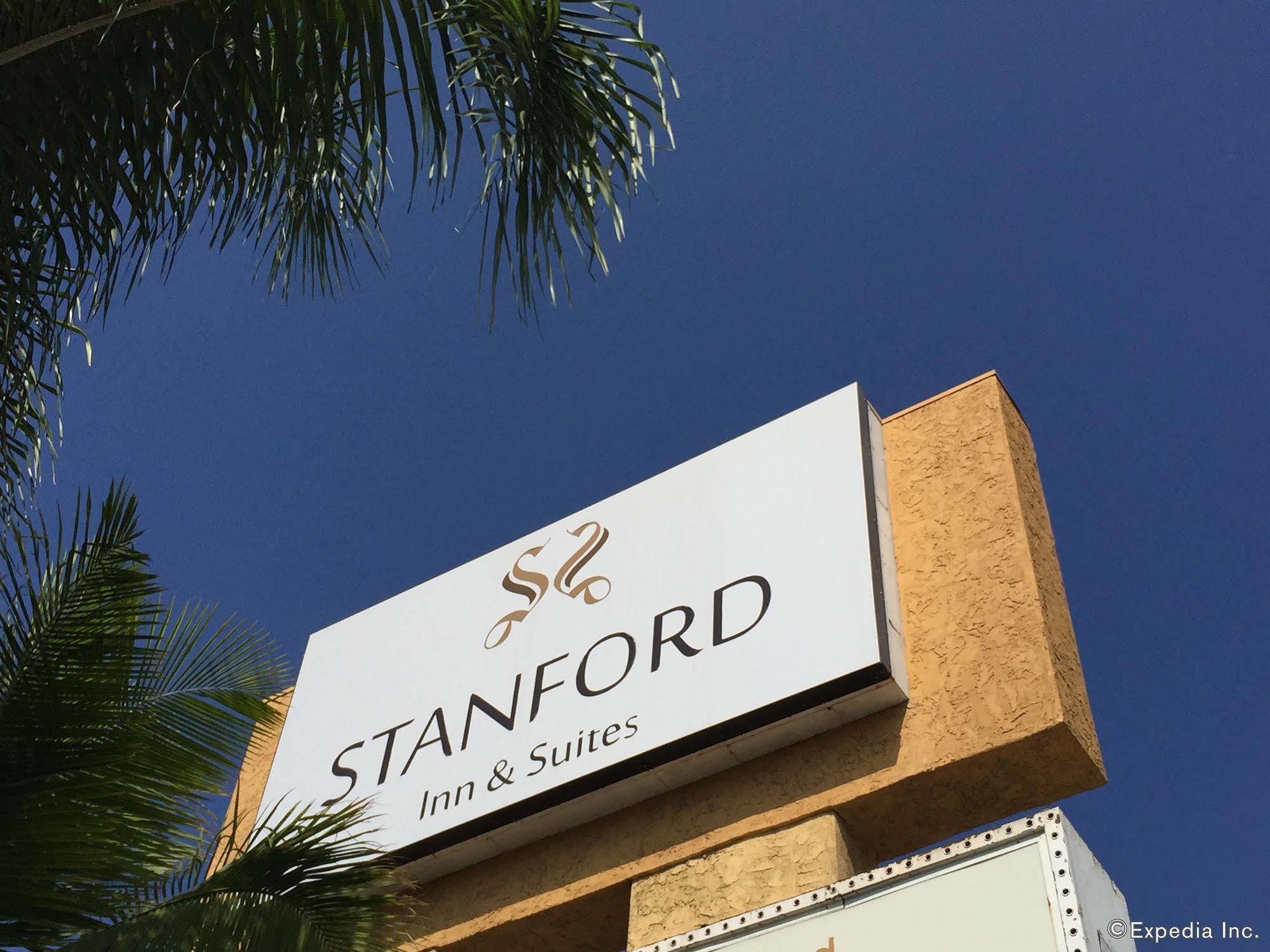 Stanford Inn & Suites Anaheim Exteriér fotografie